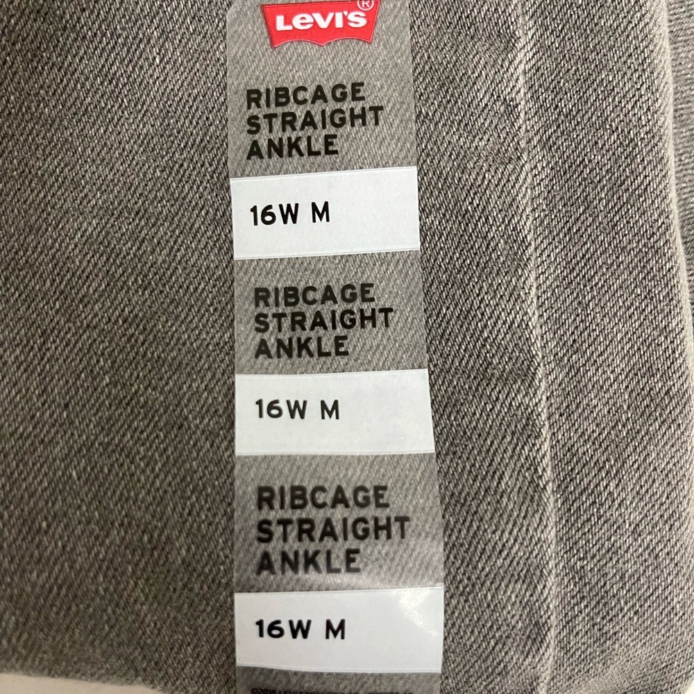 Levi's Ribcage Straight Ankle for women , Gray , size 16W M , R14B - Picture 4 of 6